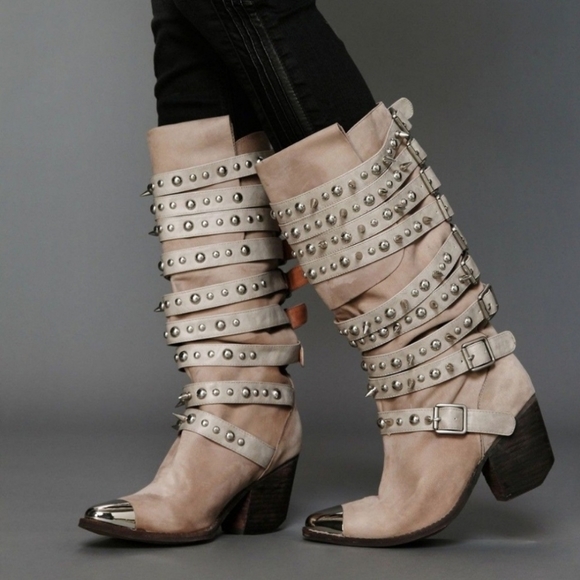 Jeffrey Campbell Shoes - Jeffrey Campbell Kravitz boots in tan studded buckled heeled size 7